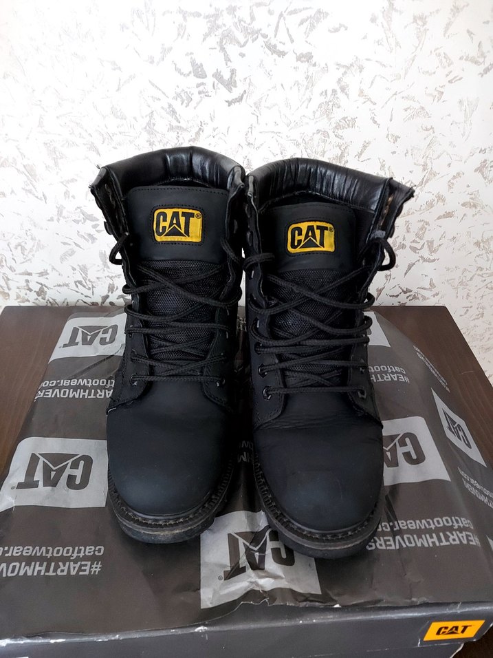 Siyah Deri CAT Bot - Görsel 3