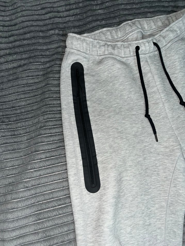 Nike Tech fleece orjinal - Görsel 4