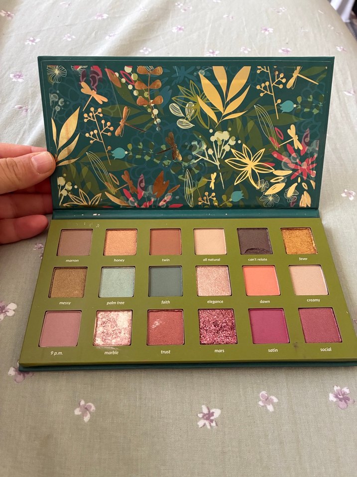 Rival Me Secret Garden Far Paleti - Görsel 2