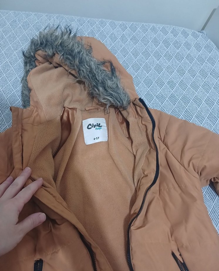 Kürklü Kapüşonlu Kahverengi Kız Çocuk Mont - Görsel 2