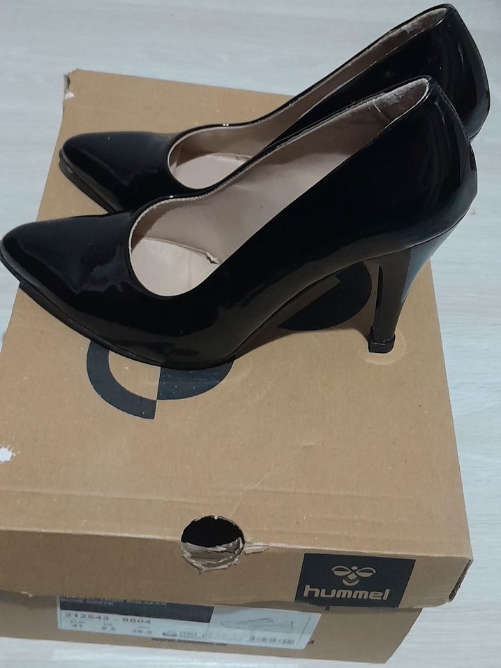 Siyah Rugan Stiletto Topuklu Kadın Ayakkabı - Görsel 2