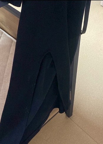 Siyah Yüksek Yakalı Uzun Kollu Elbise - Görsel 2