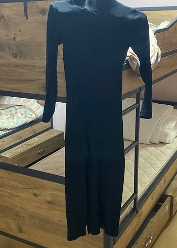 Siyah Yüksek Yakalı Uzun Kollu Elbise - Görsel 3