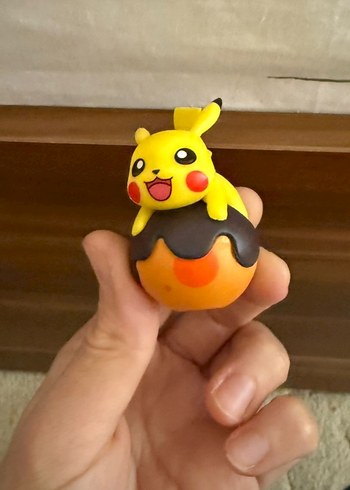 Renkli Pikachu Figürü - Görsel 3