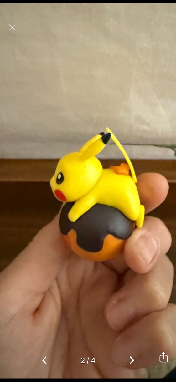 Renkli Pikachu Figürü - Görsel 4