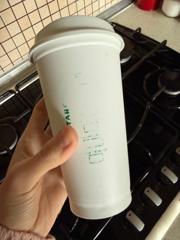 Starbucks Plastik Bardak Yeniden Kullanılabilir - Görsel 4