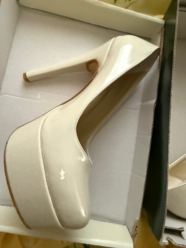 Beyaz Rugan Kadın Stiletto Topuklu Ayakkabı - Görsel 2