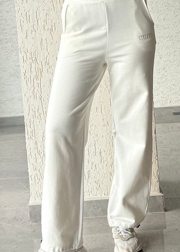 Beyaz Kadın Pamuklu Rahat Kesim Eşofman - Görsel 2