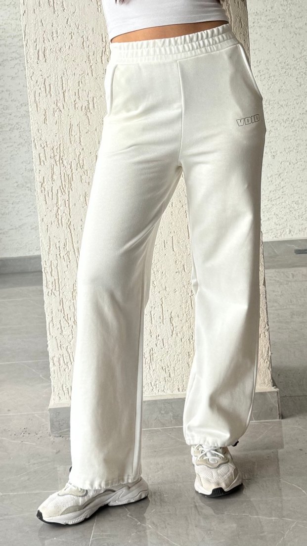 Beyaz Kadın Pamuklu Rahat Kesim Eşofman - Görsel 2