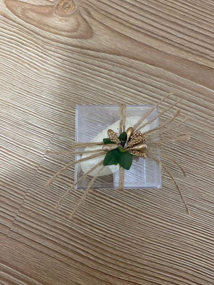 Beyaz Midye  Şeklinde Mum ve Kutusu - Görsel 2