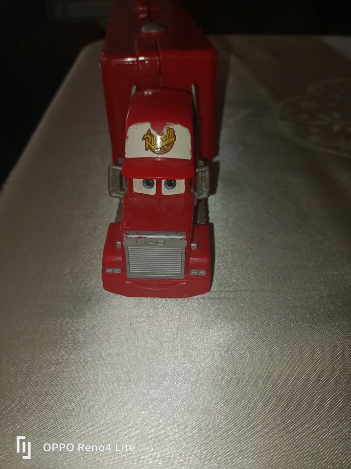 Kırmızı Lightning McQueen Oyuncak Kamyon - Görsel 5