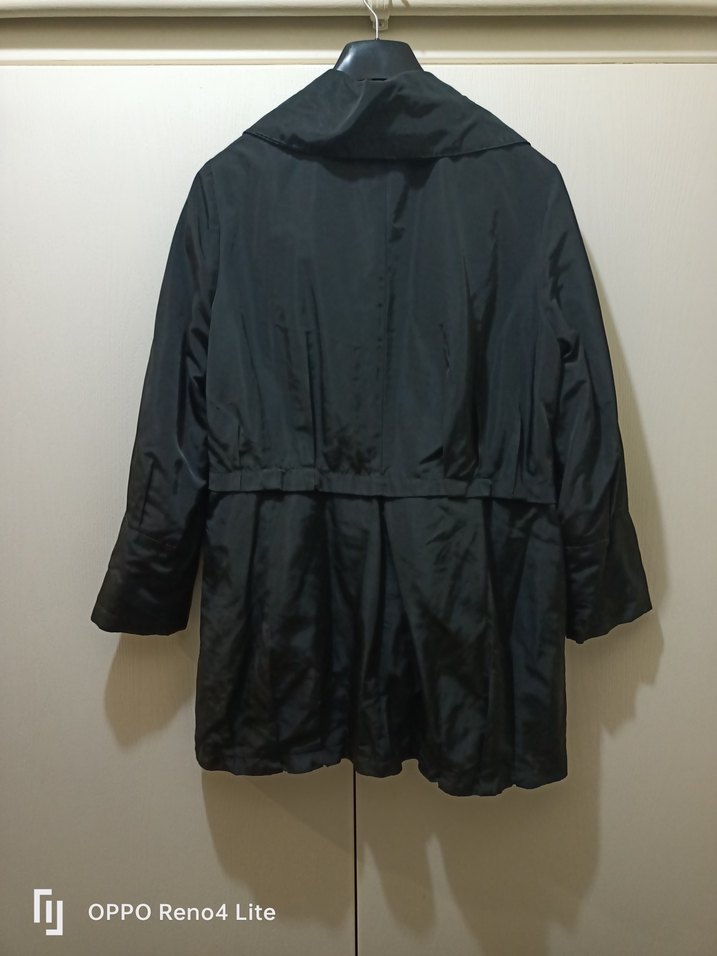 Düğmeli Siyah Midi  Kaban - Görsel 2