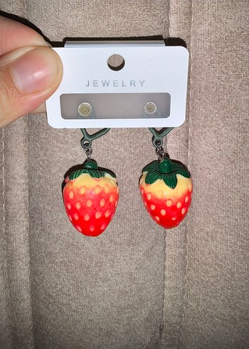 Yeşil kalpli Çilek Küpeler - Görsel 2