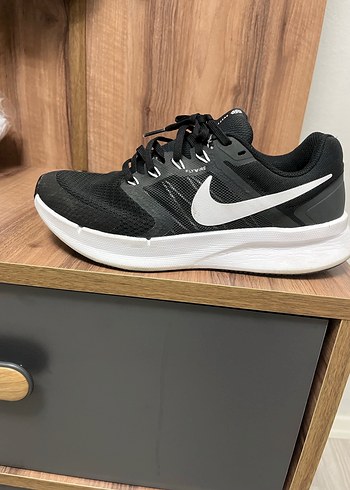 Nike Siyah Bağcıklı Erkek Koşu Ayakkabısı Run Swift 3 - Görsel 6