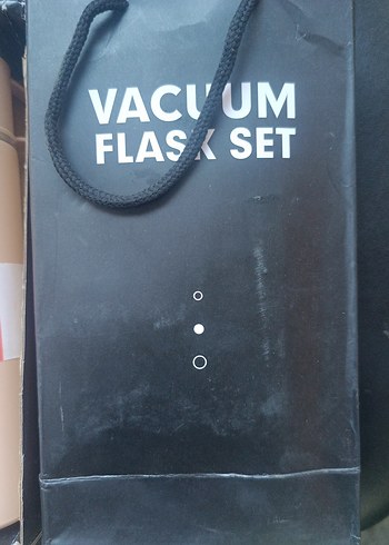 Bej Termos ve İki Bardak Seti - Görsel 2