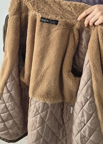 Sokak Stili Kadın Bej Kürklü Ceket - Görsel 2