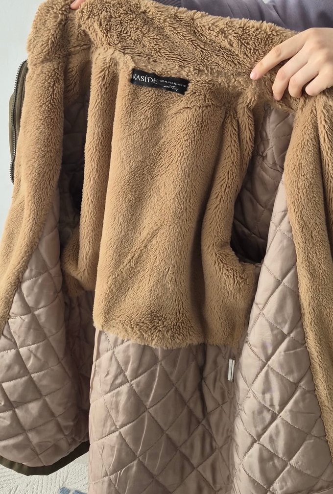 Sokak Stili Kadın Bej Kürklü Ceket - Görsel 2