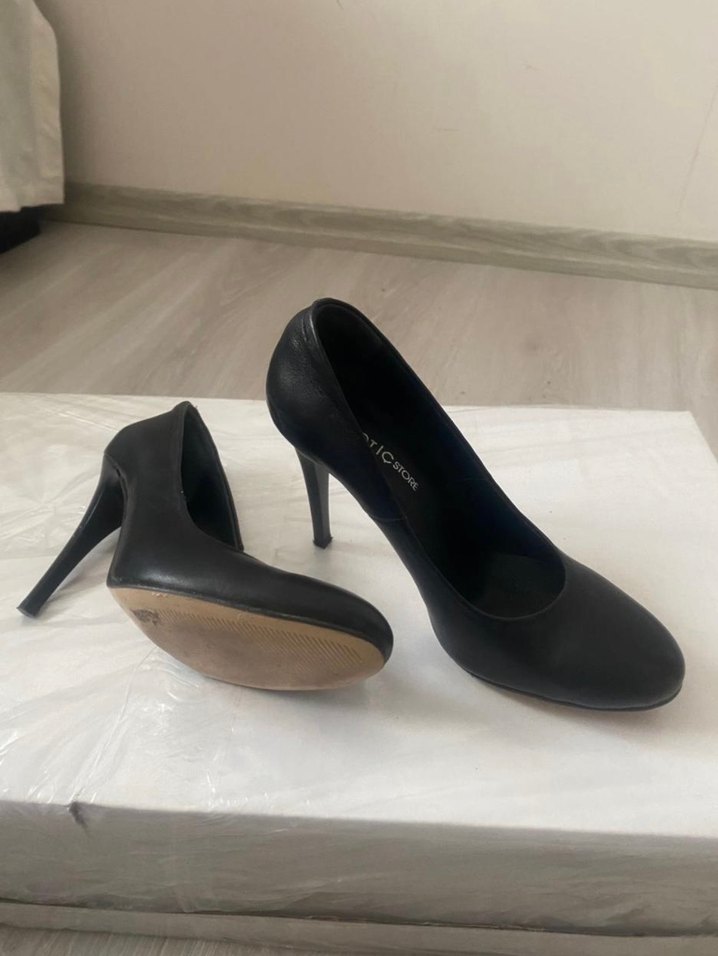 Siyah Blok Topuklu yuvarlak burunlu Kadın Stiletto - Görsel 2