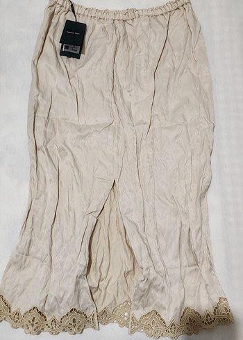 Dantel Detaylı Bej Uzun Keten Etek - Görsel 2