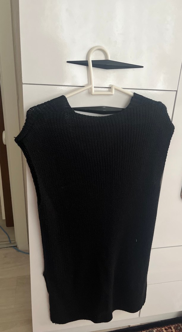 Siyah V Yaka Triko Kadın Süveter - Görsel 2