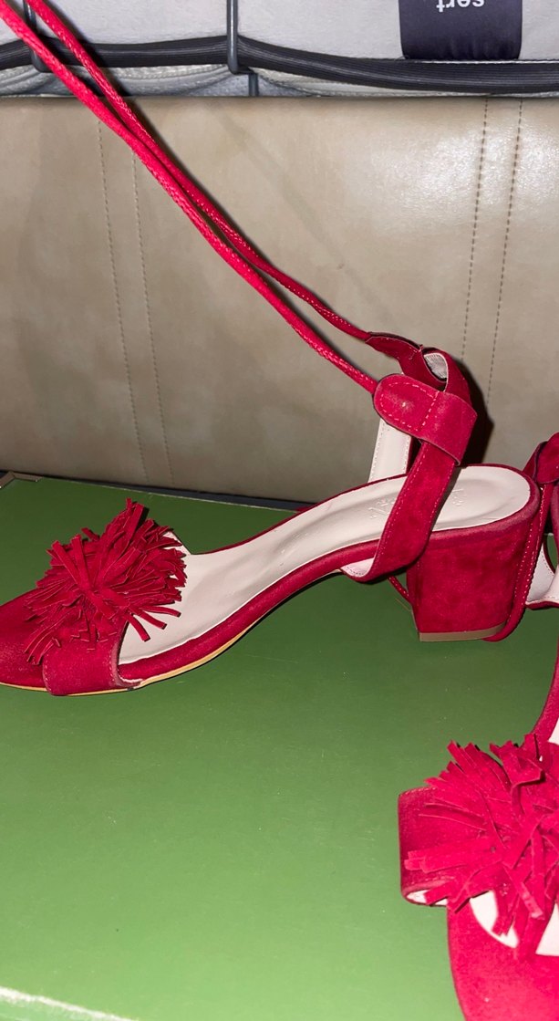 Kırmızı Süet Fırfırlı Yüksek Topuklu Kadın Ayakkabı - Görsel 2
