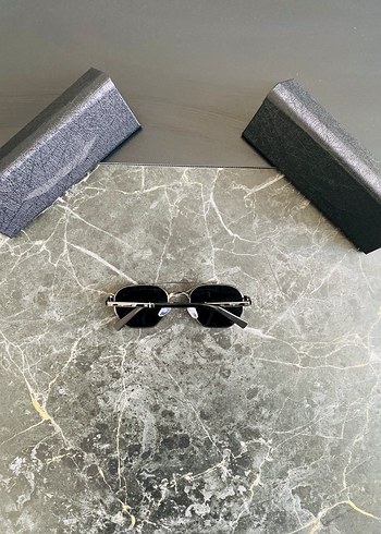 FERRAGAMO GÜNEŞ GÖZLÜĞÜ - Görsel 2