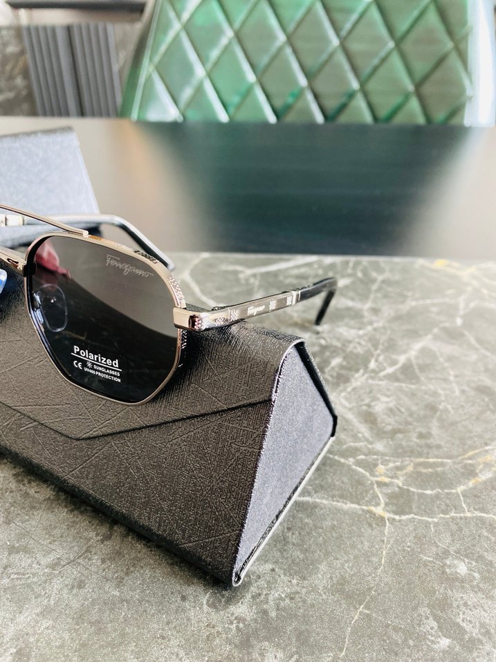 FERRAGAMO GÜNEŞ GÖZLÜĞÜ - Görsel 3