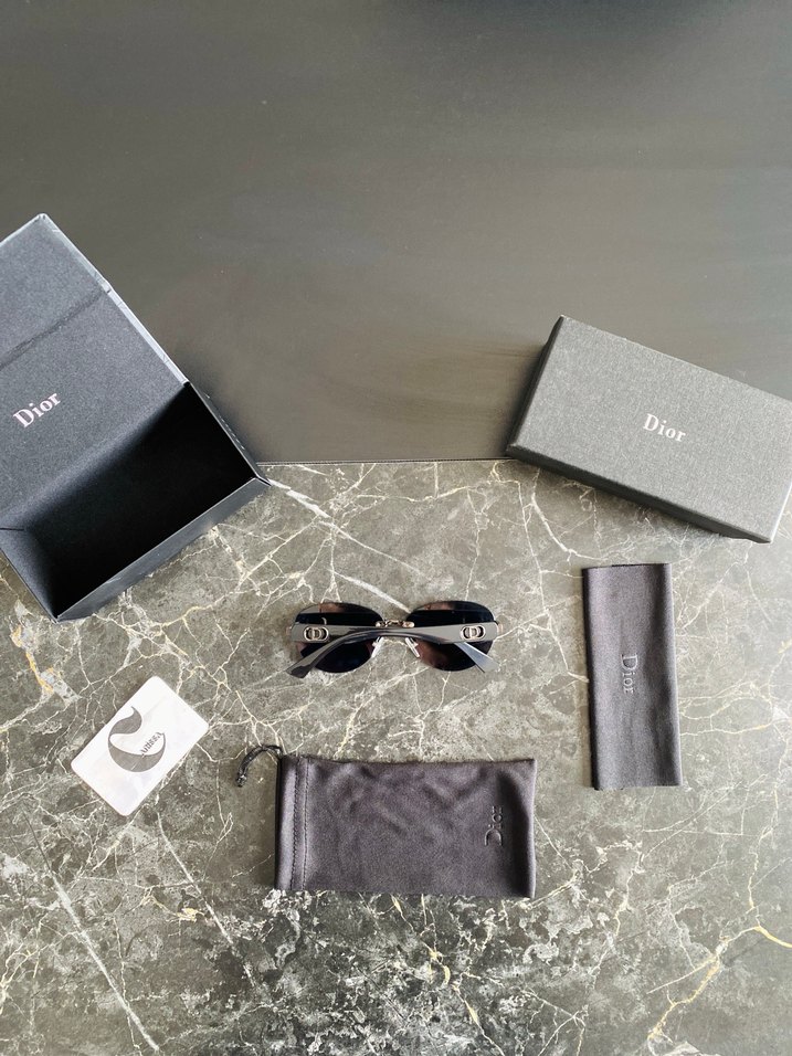 DIOR GÜNEŞ GÖZLÜĞÜ - Görsel 2
