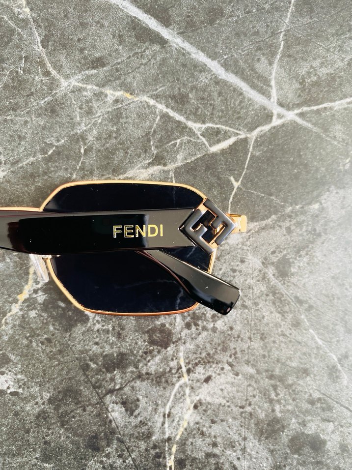 FENDİ GÜNEŞ GÖZLÜĞÜ - Görsel 4