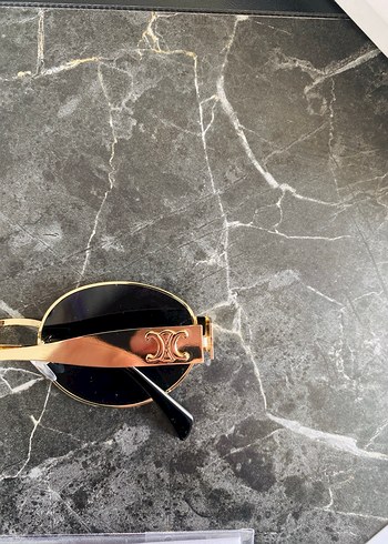 CELİNE GÜNEŞ GÖZLÜĞÜ - Görsel 4