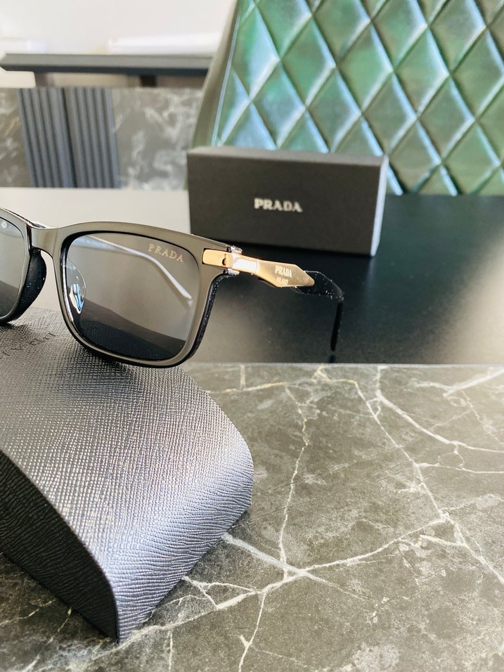 PRADA MİLANO - Görsel 4