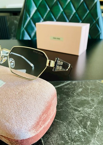 MİU MİU KADIN GÖZLÜK - Görsel 4