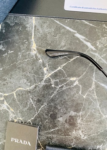 PRADA GÖZLÜK - Görsel 5