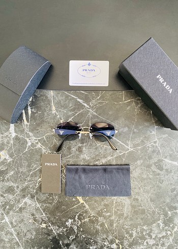 PRADA GÖZLÜK - Görsel 2