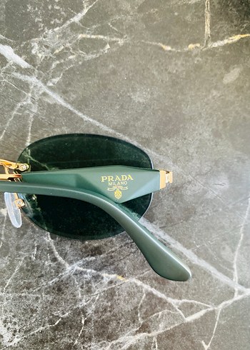 PRADA GÖZLÜK - Görsel 3