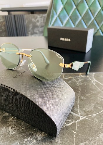 PRADA GÖZLÜK - Görsel 4