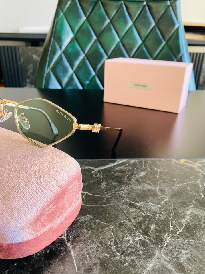 MİU MİU KADIN GÖZLÜK - Görsel 4