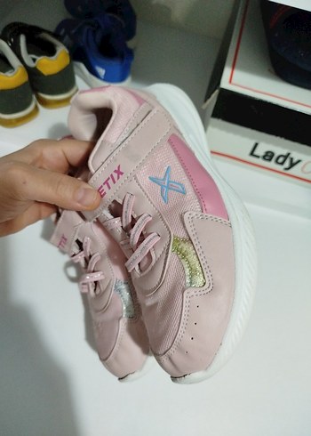 kız çocuk 35 numara - Görsel 2