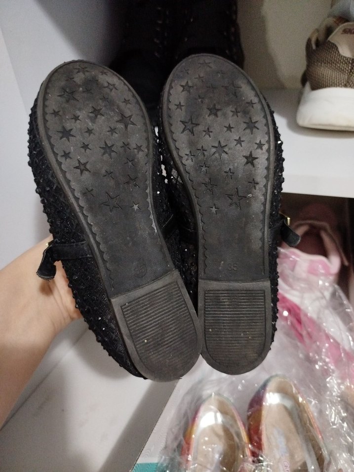 Siyah Nakışlı ve Payetli Gotik Stiletto Babet - Görsel 4