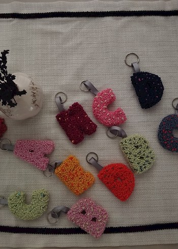 Sarı renkli punch b harfi 
İşlemeli Bohem Anahtarlık - Görsel 6