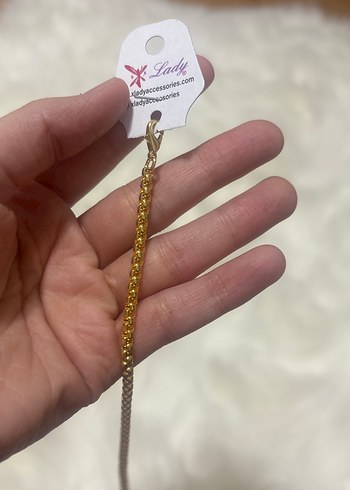 Zincir Detaylı Altın Rengi Kadın Bileklik - Görsel 3