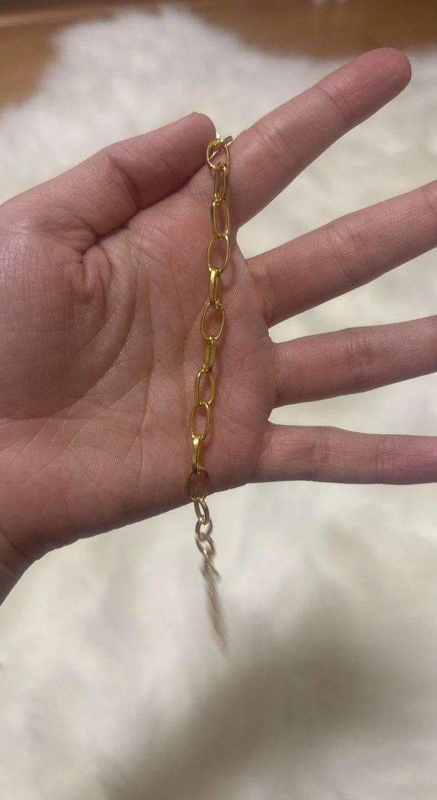 Zincir Detaylı Altın Renk Kadın Bileklik - Görsel 2