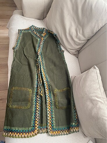 Tığ işi yelek