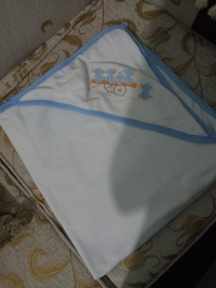 Nakışlı Beyaz Bebek havlusu - Görsel 2