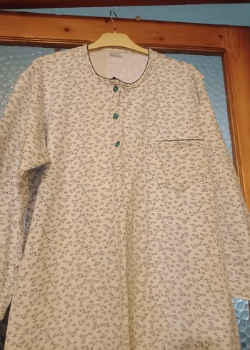 Bej Çiçekli Uzun Kollu Vintage Pijama 2elbise 1pijama takımı - Görsel 3