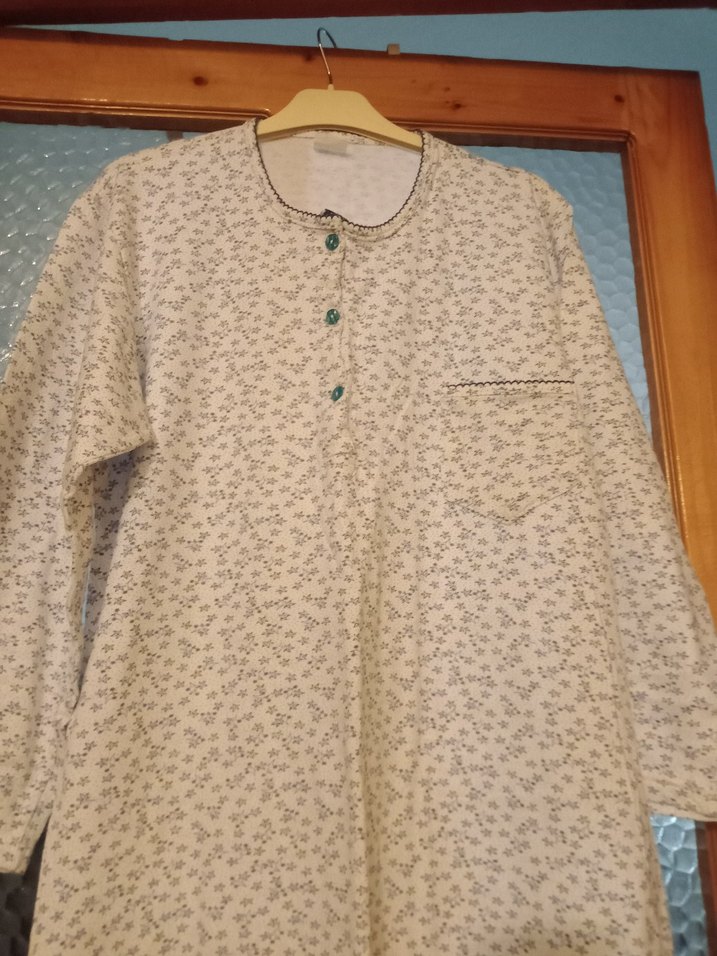 Bej Çiçekli Uzun Kollu Vintage Pijama 2elbise 1pijama takımı - Görsel 3