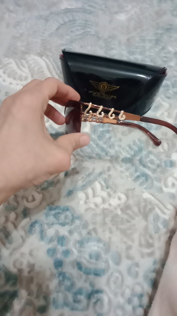 Parlak Kahverengi Tokalı Kadın Güneş Gözlüğü - Görsel 4