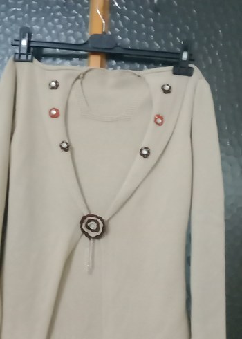 Düğmeli Kısa Beyaz Kadın Triko Ceket - Görsel 2