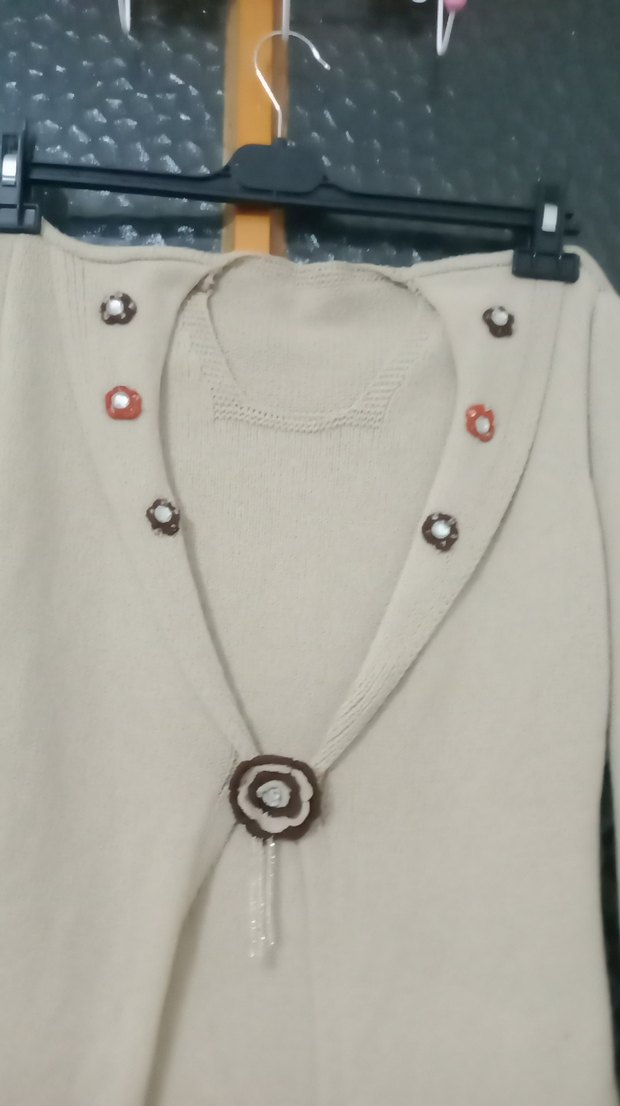 Düğmeli Kısa Beyaz Kadın Triko Ceket - Görsel 4