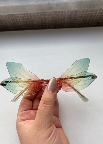 Şeffaf Kanat Tasarımlı Pastel Kadın Gözlüğü - Görsel 3